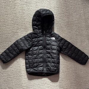 The North Face Thermoball Black Hooded Jacket 3t